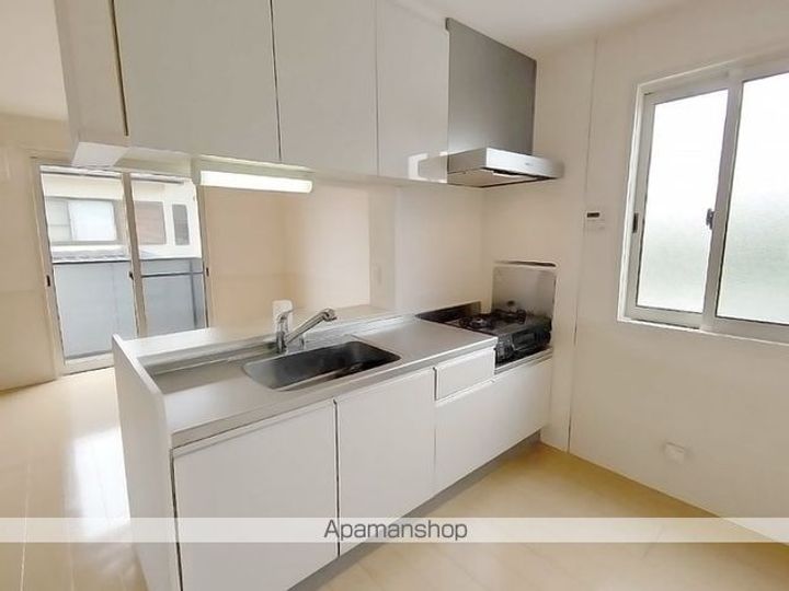 プリエールUのキッチン