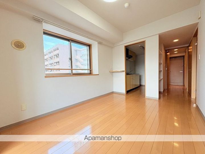 NASIC仙台東口412の居間