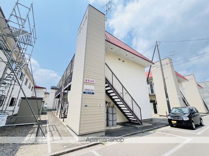 コーポサンシ3号棟5号室の外観