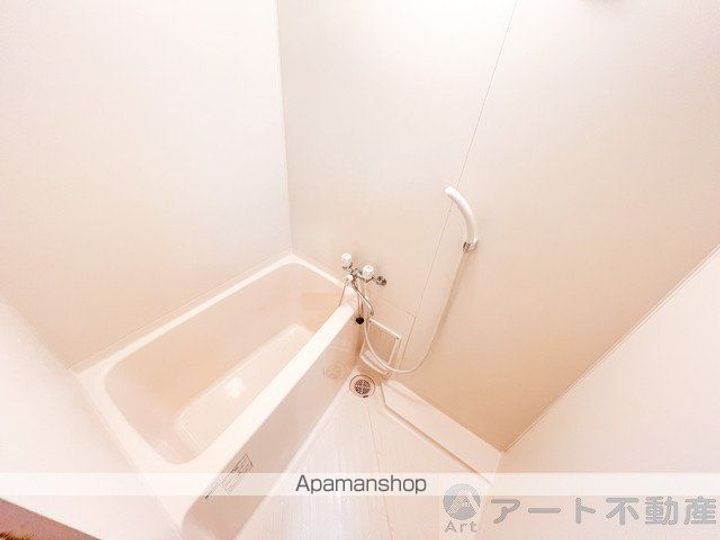 ブルーミングローズの風呂