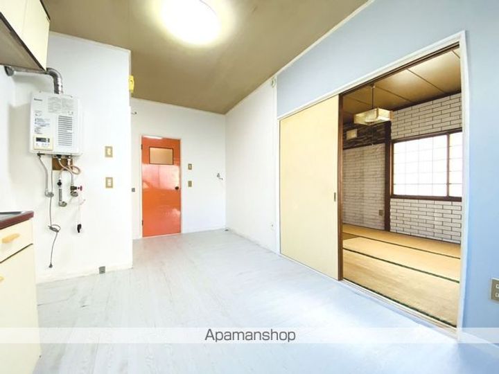 コーポNBの居間
