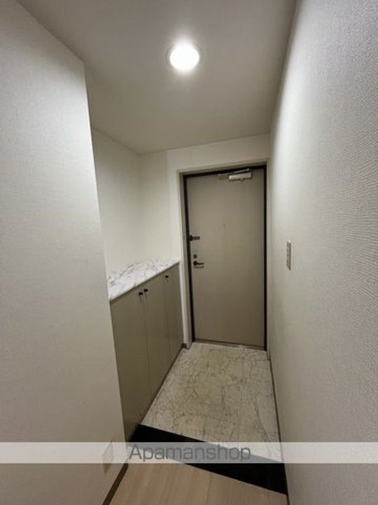 コート北野田サウスヒルズ417の玄関