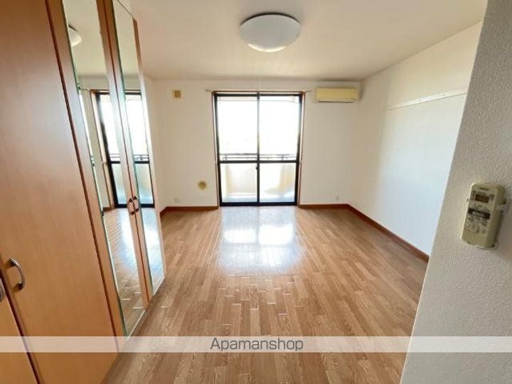 グリルス Ⅰの内装