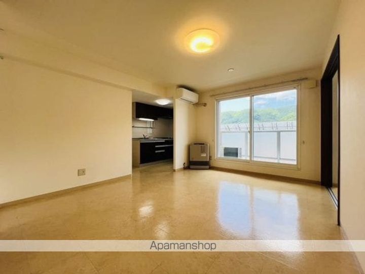 PREMIER FIRST(プルミエファースト)の内装