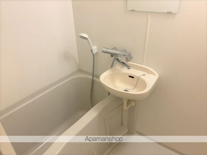 レオパレス若草201の風呂