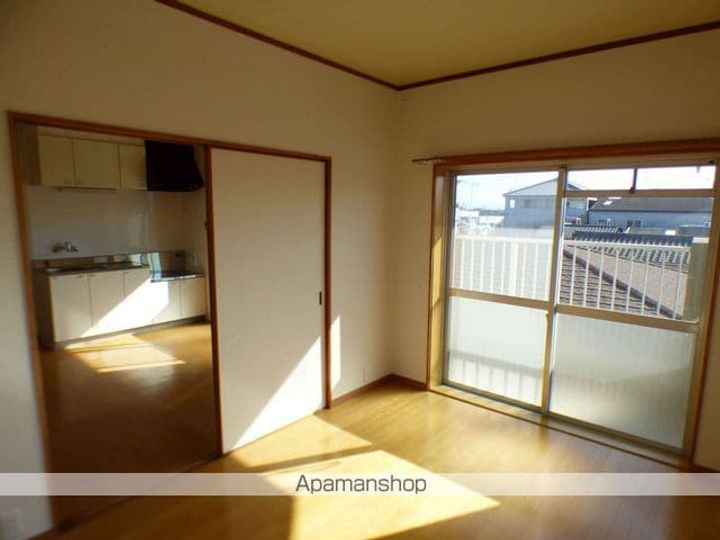 佐々木マンションの居間