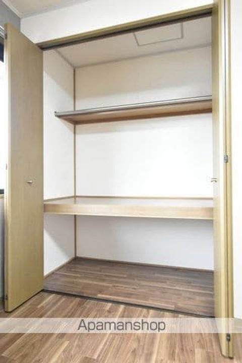 新潟県新潟市中央区女池3丁目の賃貸アパートの内装