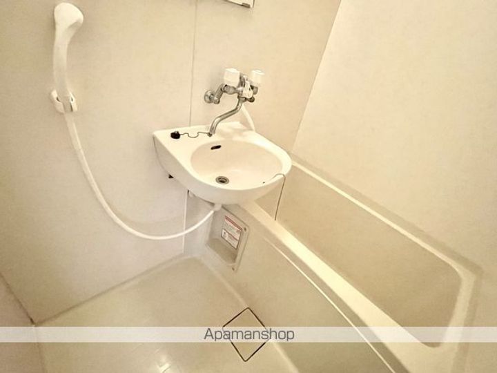 RICKY’S106の風呂