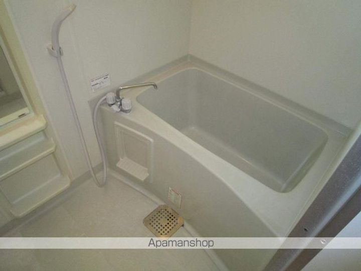 ガーデンパレス宮下B107の風呂