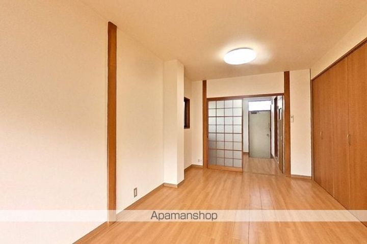 フローラルハウスの内装