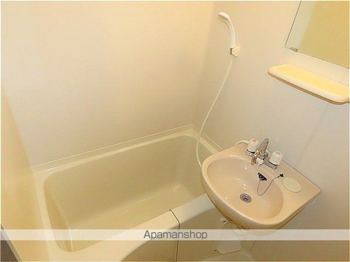 レオパレスクレスセント101の風呂