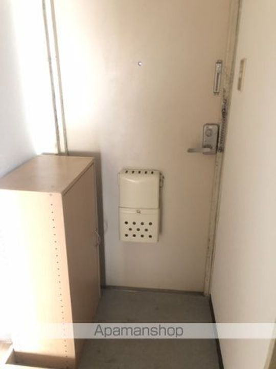 レジデンスカープ 太田202の玄関