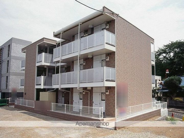 レオパレスシャルマンⅡの外観