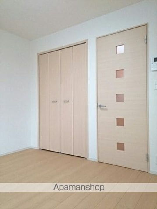 神奈川県横浜市泉区和泉中央南2丁目の賃貸アパートの内装