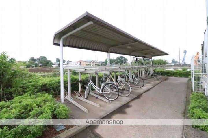 レオパレス西砂川の外観