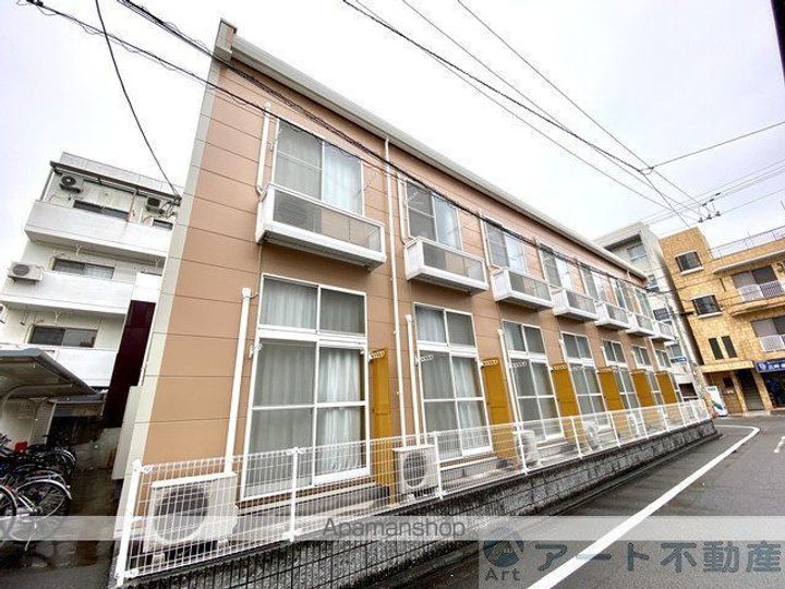 レオパレスノース キャッスルの外観