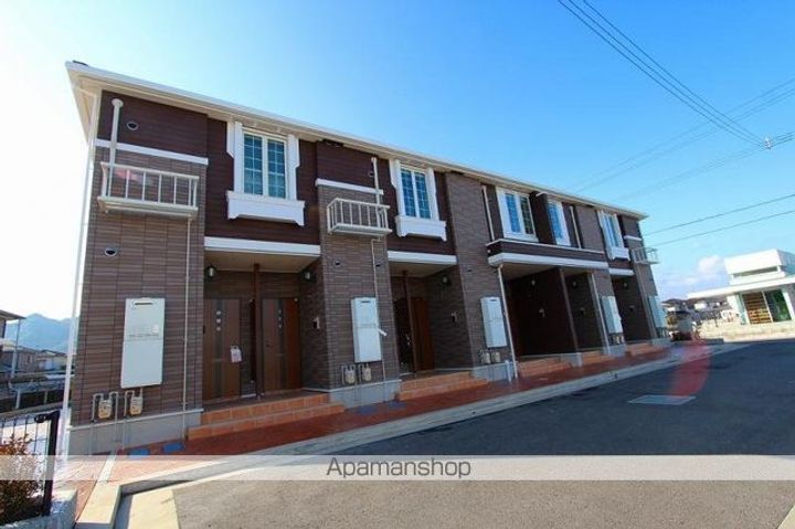 香川県東かがわ市帰来の賃貸アパートの外観