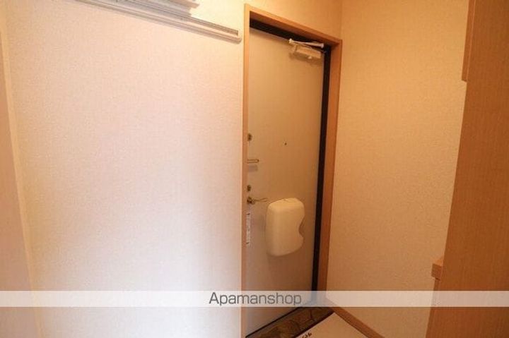 マリンプラザ Aの玄関