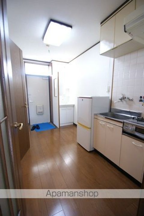 市ハイツの内装