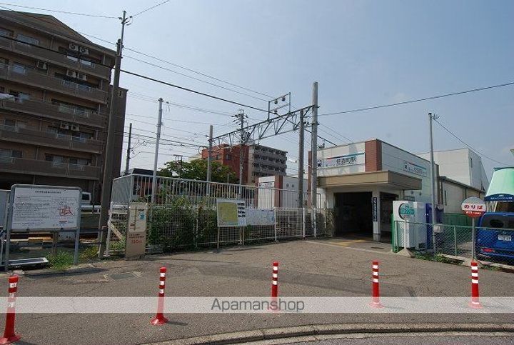 愛知県半田市出口町1丁目の賃貸マンション203の周辺
