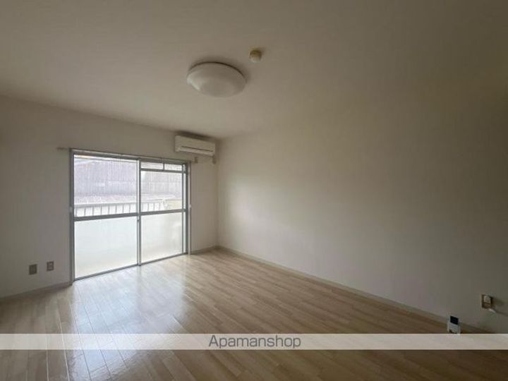 第3飯間ビル206の内装