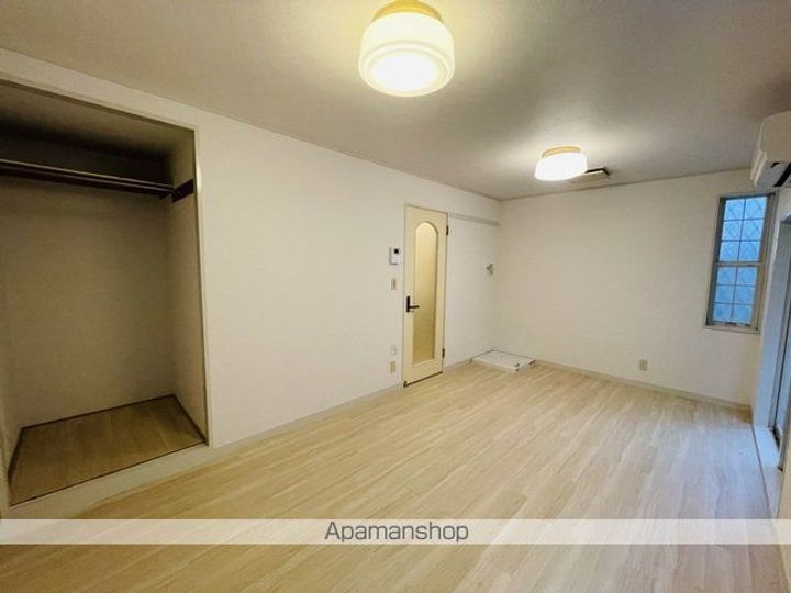 東京都世田谷区若林1丁目の賃貸アパートの内装