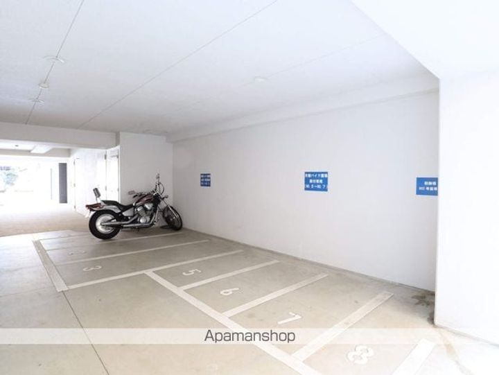 GRACE REGALIA504の外観