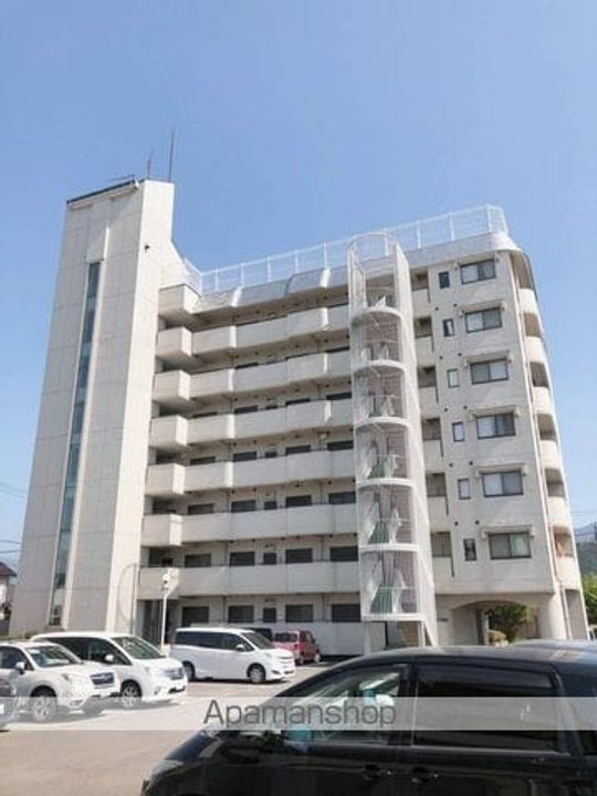 アーバンコート北新町273の外観