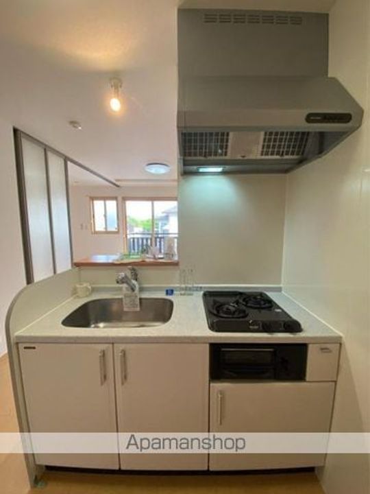 香川県高松市松縄町の賃貸アパートのキッチン