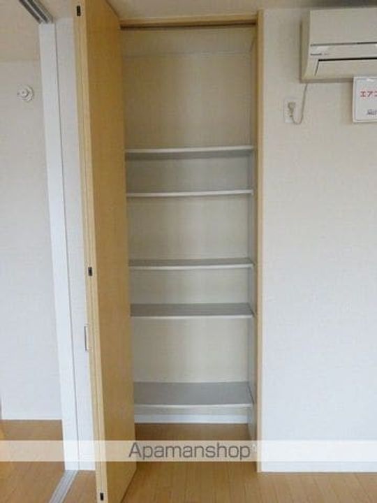 エトワールイースト壱番館302の内装