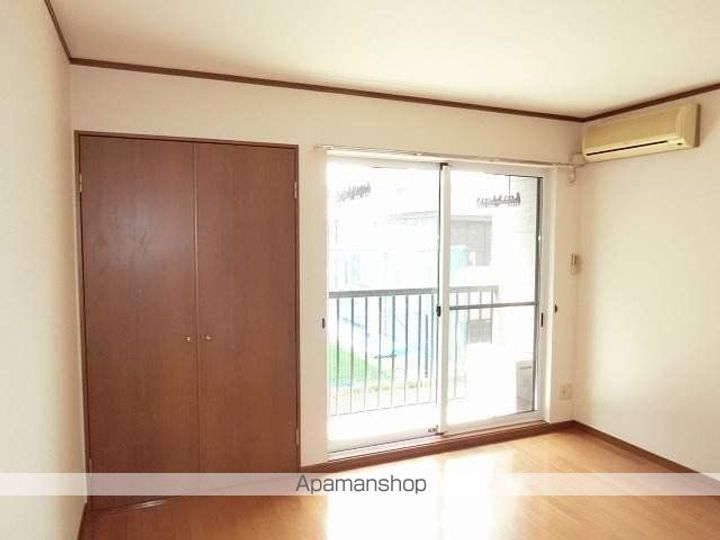 サンシティーヤーニングの内装