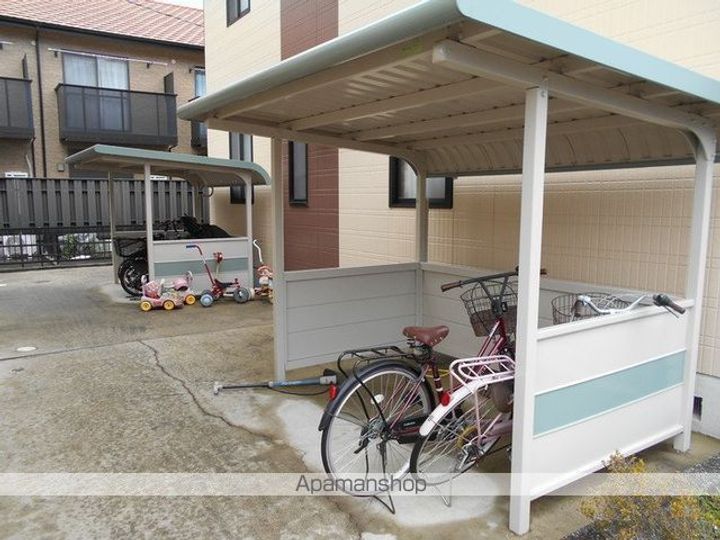 フローラ神領 Bの外観