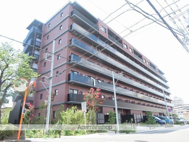 ロイジェント志村坂上の外観