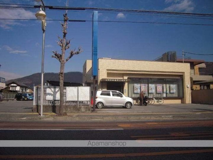 ラシーヌ103の周辺