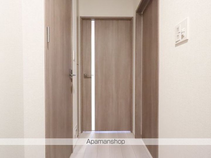 愛知県名古屋市中区錦2丁目の賃貸マンションの玄関