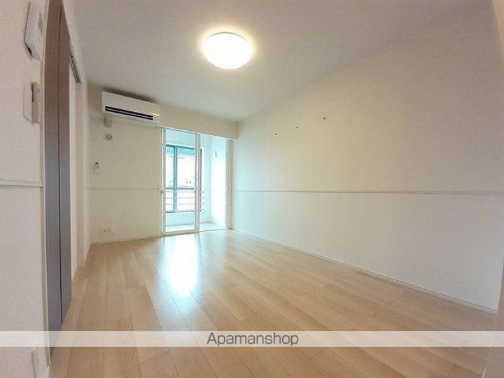 ココ・ヒルズ Ⅰの居間