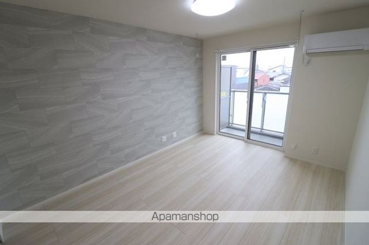DーROOMエムツーの居間