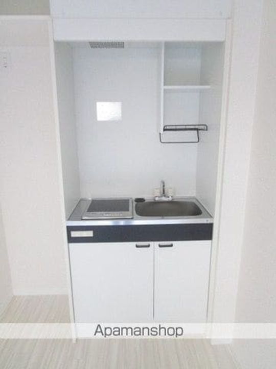 東京都杉並区高円寺南3丁目の賃貸アパートのキッチン