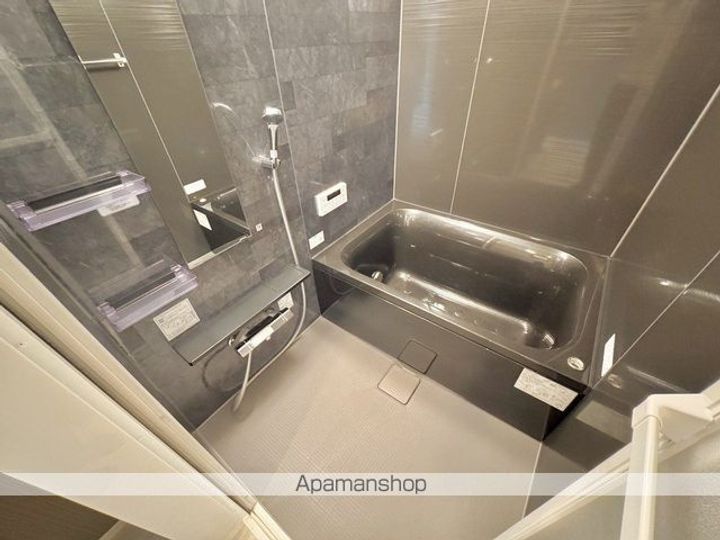 滋賀県東近江市小脇町の賃貸アパートの風呂