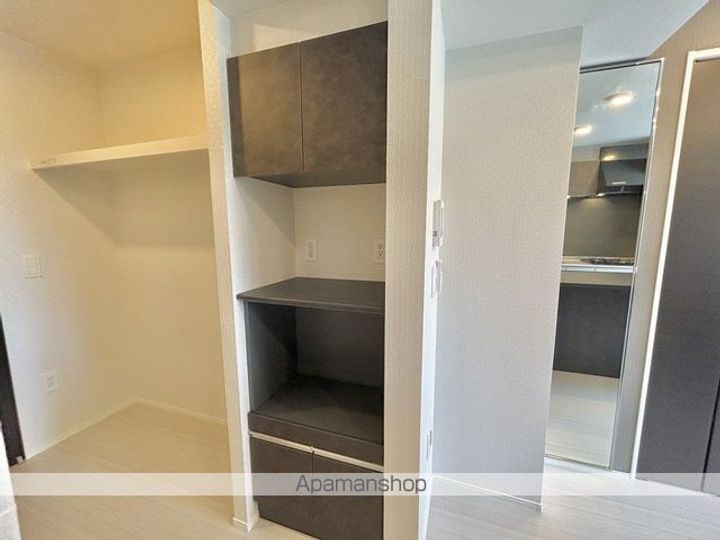 滋賀県東近江市小脇町の賃貸アパートの内装