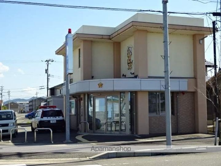 FOUR SEASONS201の周辺