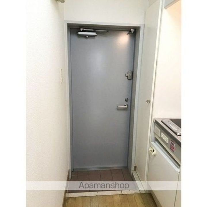 ルーニィ平町の玄関