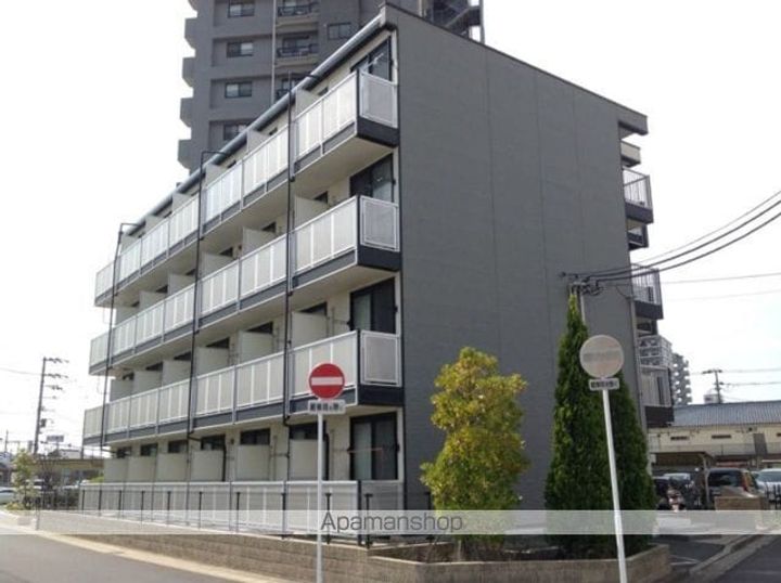 レオパレスナイス五井812の外観