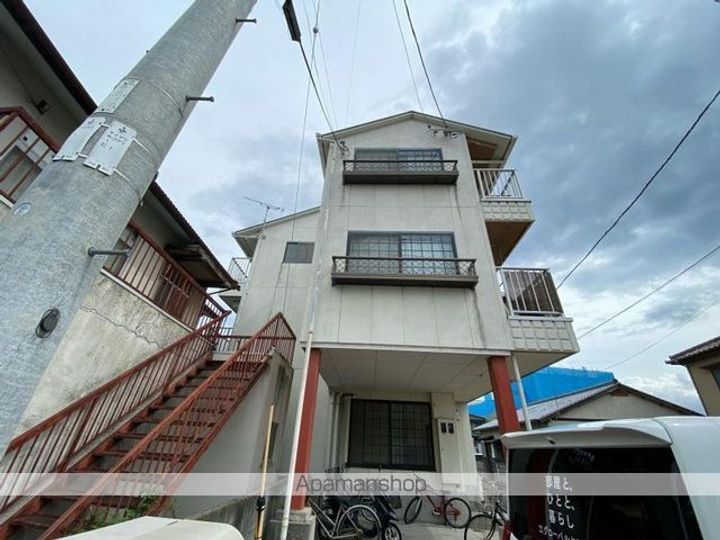 香川県木田郡三木町大字氷上の賃貸アパートの外観