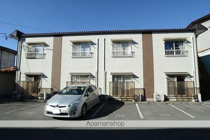 ハイツパープル101の外観