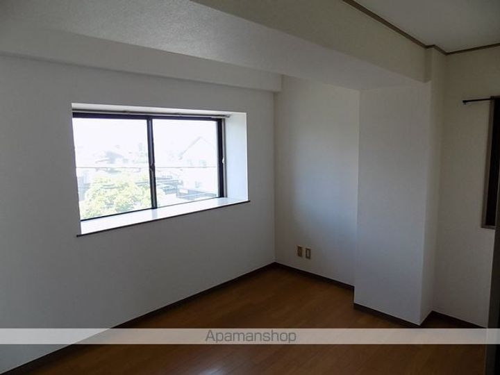 エクセル寿の内装