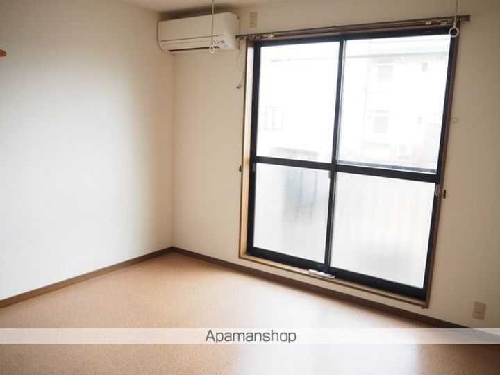 エクセル春日野103の内装