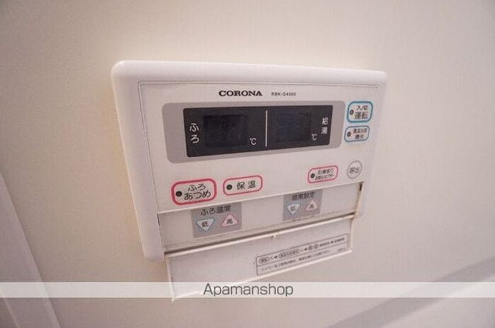 ロイヤルガーデン Aの内装