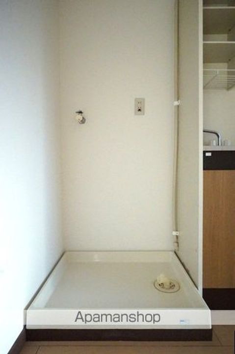 ロイヤルマンション大和町307の内装