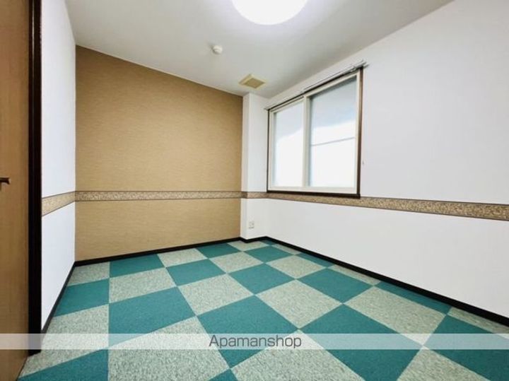 ファンデーションⅡ505の内装